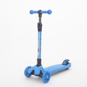 Scooter per bambini multifunzionale a tre ruote di alta qualità con luce - Product Image 4