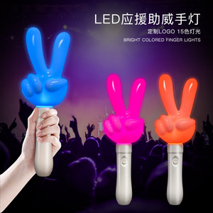 แท่งไฟเรืองแสงแบบมือถือ ป้ายสัญลักษณ์ชัยชนะ ไฟเชียร์สำหรับคอนเสิร์ต ปาร์ตี้ และงานอีเว้นท์ - Product Image 5