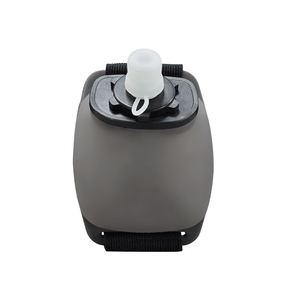 BPA Free Mini 200ml cấp thực phẩm Silicone ngoài trời phòng <span class=keywords><strong>t</strong></span>ập thể dục thể thao xách tay chai nước cổ tay - Product Image 2