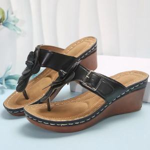 Sandales à enfiler à décor de fleurs chics-Couleur unie, string compensé léger-Chaussures d'été confortables pour un style <span class=keywords><strong>chic</strong></span> décontracté - Product Image 2