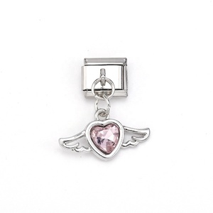 Pulsera de dijes italianos de moda DIY con colgante de corazón de circonita dorado y plateado con alas pequeñas - Product Image 4
