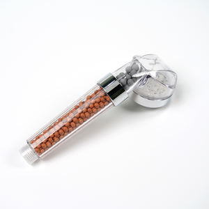 Pommeau de douche de flux minéral de cascade naturelle avec de <span class=keywords><strong>la</strong></span> vitamine <span class=keywords><strong>C</strong></span> Boule de filtre de pierre ionique négative d'économie d'eau de main - Product Image 3