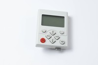 Convertidor de Frecuencia VFD E84AVSCE4024SX0, Compacto, 400V, 3PH, IP20, 0.37-45kW, para Ventiladores, Bombas, Transportadores, Manejo de Materiales y Automatización