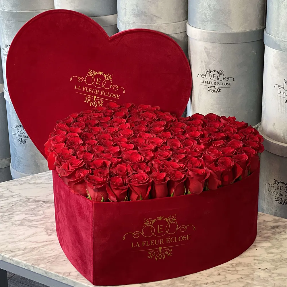 도매 사용자 정의 고품질 레드 벨벳 심장 모양의 꽃 상자 삽입 거품 보존 장미