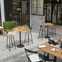 Table de bar ovale moderne de luxe en bois massif et fer pour café commercial, salon de thé, table haute pour villas, extérieurs, mobilier de restaurant