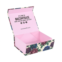 Boîte cadeau florale vintage personnalisée avec intérieur rose et impression pour les réseaux sociaux, pour l'emballage de marques de soins de la peau de luxe, vente en gros