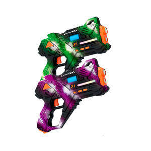 Ensemble <span class=keywords><strong>de</strong></span> 2 <span class=keywords><strong>jeux</strong></span> <span class=keywords><strong>de</strong></span> laser tag en plastique <span class=keywords><strong>pour</strong></span> l'intérieur et l'extérieur, idée cadeau <span class=keywords><strong>pour</strong></span> les enfants, les adolescents et les adultes, jouets sympas <span class=keywords><strong>pour</strong></span> les âges <span class=keywords><strong>de</strong></span> 8 à 11 ans - Product Image 2
