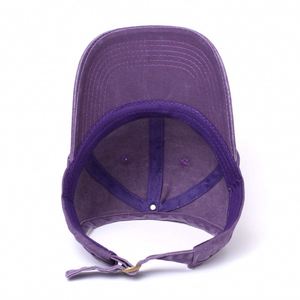 Casquette de baseball personnalisée en coton lavé pour femme, avec ouverture pour queue de cheval, noire - Product Image 5