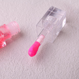 Aceite Labial Vegano Hidratante y Voluminizador al por Mayor, Brillo Labial con Cambio de Color y Sabor a Frutas, Aceite Labial con Tinte Brillante de Marca Privada - Product Image 3
