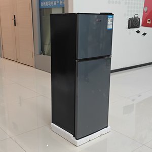 Réfrigérateur à double porte de 98 L <span class=keywords><strong>avec</strong></span> un compartiment congélateur supérieur et un compartiment de rangement inférieur Réfrigérateur à économie d'énergie - Product Image 3