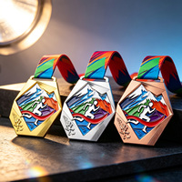 Op maat gemaakte metalen medailles & trofeeën - Gepersonaliseerde gegraveerde marathonprijsjes voor sportevenementen & atletische prijzen