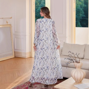 Stock Dubaï <span class=keywords><strong>Robe</strong></span> Abaya pour Femmes Confortable <span class=keywords><strong>Chic</strong></span> Imprimé <span class=keywords><strong>Robe</strong></span> à Paillettes <span class=keywords><strong>Grande</strong></span> <span class=keywords><strong>Taille</strong></span> <span class=keywords><strong>Pas</strong></span> <span class=keywords><strong>Cher</strong></span> Style Moyen-Orient Ensemble de Vêtements Arabes - Product Image 3