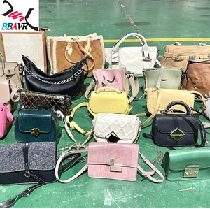 กระเป๋ามือสองแบบยูนิเซ็กซ์ Fujian Gracer A42-4 หนังแท้ - Product Image 1