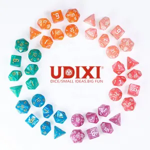 Udixi Plastic Polyhedral benutzer definierte Logo Acryl Dungeons und Drachen d & d billige Würfel RPG-Set
