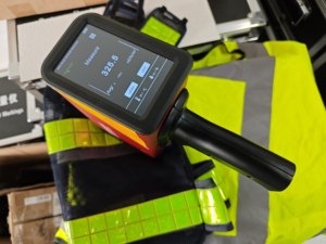 Portable Handheld Retroreflectometer Tester USB 1 Year IP55 High Accuracy for Traffic Sign <b>Retro</b> Reflective <b>Fabric</b> - Product Image 5