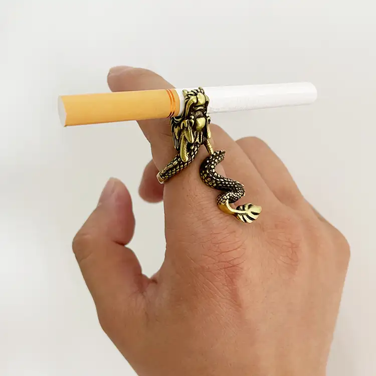 真鍮バーニッシュ金メッキドラゴン型レトロタバコ喫煙パイプ男性用調節可能なホルダーリング