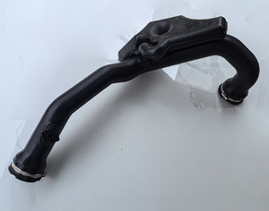 Tuyau de refroidissement d'origine pour <span class=keywords><strong>Audi</strong></span> <span class=keywords><strong>Q5</strong></span> 80A145673E en plastique pour NOUVELLE <span class=keywords><strong>AUDI</strong></span> <span class=keywords><strong>Q5</strong></span> 80A145673A 80A145673P - Product Image 3