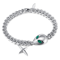 Mode personnalisé acier chaîne cubaine étoile croix yeux verts Alien charme Anti ternissement Bracelet unisexe