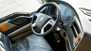 Sinotruk Howo 8 CBM Quitanieves con Pala + Esparcidor, Alta Eficiencia. Ideal para Carreteras Invernales |   Camión Quitanieves - Product Image 4