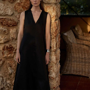 Özel Toptan Saf Keten Zarif V Yaka Yazlık Kadın Elbisesi - Product Image 5