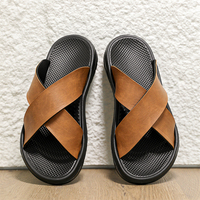 Sandales à brides croisées pour hommes, légères et confortables, idéales pour l'été et la plage, chaussures plates populaires antidérapantes à excellent rapport qualité-prix