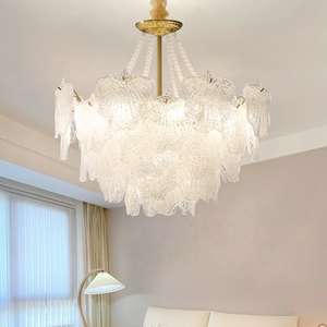 Lampes suspendues nordiques tendances Hôtel Salon Lustre en forme de pétale en verre cristal moderne - Product Image 2