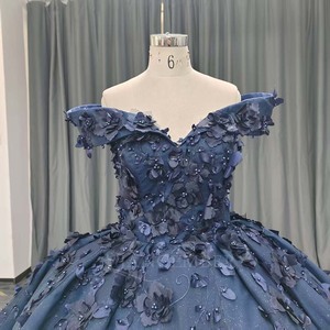 Vestido de Quinceañera Azul Marino Lsany228, con Apliques de Corazón, Flores 3D, Cola de Capilla, Largo hasta el Suelo, Vestido de Gala para Fiesta de 16 Años - Product Image 5