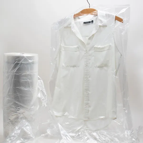 Penutup baju gantung plastik putih ramah lingkungan setelan tas garmen penutup baju pelindung baju rol tas garmen untuk gaun