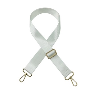 Lanière de téléphone réglable 6/7/8L tendance et de haute qualité avec sangle de poignet et porte-clés, idéale pour les voyages, lot de 12 – Vente Flash - Product Image 4