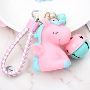 Porte-clés licorne à la mode, adapté au pendentif de sac à dos, réutilisable et durable - Product Image 4