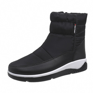 <span class=keywords><strong>Bottes</strong></span> de neige antidérapantes imperméables pour femmes grande taille hiver <span class=keywords><strong>ski</strong></span> en plein air bas tube doublé polaire épais chaud coton chaussures pour étranger - Product Image 1