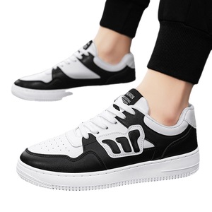 Baskets en cuir blanc pour hommes, semelle en caoutchouc respirante, talon plat, semelle intermédiaire EVA, chaussures de sport décontractées, taille 40-45 - Product Image 4