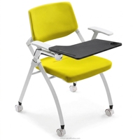 Chaise de formation moderne à prix direct usine, avec accoudoirs réglables, tablette d'écriture, roulettes, dossier ergonomique et coussin pliable, idéale pour les salles de classe