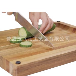 Tabla de Cortar de Madera de Acacia de 43.2x33x3.8cm con Ranura para Exprimir, Rectangular, Multifuncional - Product Image 4