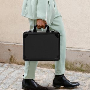 Boîtier en aluminium durable 13x10x5,5 pouces avec doublure EVA, personnalisable OEM/ODM, résistant à la poussière, capacité 15L, pour microphone, équipement photo et <span class=keywords><strong>DJ</strong></span> - Product Image 6