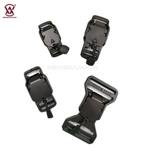 Nuevo diseño Center Lock Release POM Hebilla de cinturón de plástico Hebilla magnética de seguridad para piezas de mochila Accesorios - Product Image 6