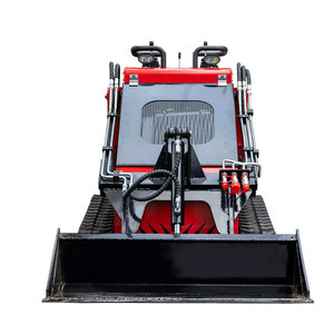 Chargeuse compacte HTS382T de 380 kg équipée d'un concasseur à mâchoires et de l'outil pour souches - Product Image 4