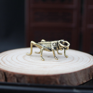 Adorno de Críquet de Latón, Insecto de Cobre Sólido, Decoración de Escritorio, Hogar u Oficina, Estilo Tradicional, Regalo Artesanal - Product Image 2
