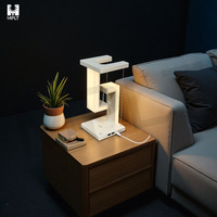 Lampe de bureau moderne et élégante pour la décoration de la maison avec charge sans fil, lévitation magnétique anti-gravité, lampe de lecture LED alimentée par batterie