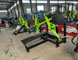 Máquina de Press de Pecho con Banco Plano para Gimnasio Comercial de Alta Gama SK Fitness, Entrenamiento de Fuerza con 3 Placas para Brazos, Asiento Prime - Product Image 3