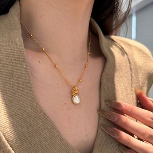 Collar con Colgante de Jade Sintético de Zirconia 5A, Chapado en Oro de 22K sobre Plata de Ley, Joyería Fina para Mujer, Dylam Elegance - Product Image 4