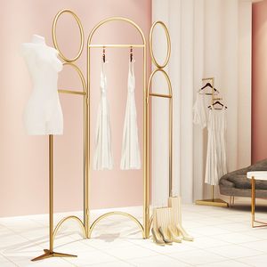 Soporte de exhibición de <span class=keywords><strong>ropa</strong></span> personalizado, estante de exhibición de moda para <span class=keywords><strong>tienda</strong></span> - Product Image 2