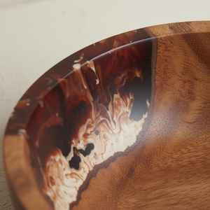 Tazón de Madera y Resina Único con Patrones de Madera Natural y Superficie de Resina Pulida, Ideal para Decoración del Hogar y Regalos - Product Image 5