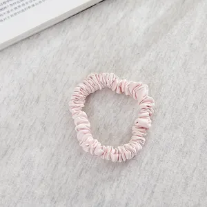 Confezione regalo per capelli in morbida seta da 22mm 1cm 100% di gelso popolare e di lusso in seta scrunchy migliore per la cura dei capelli come regalo di Natale