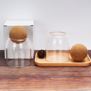 Vente en gros de bougeoirs en verre vides en coton de marque propre personnalisés et réutilisables avec boule de bois couvercles en liège scellés - Product Image 6