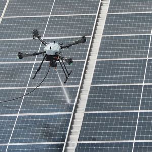 JIUSI D15R High - Pressure Ergonomic Building Facades s for Roof Glass and Solar Panels Cleaning - Product Image 1