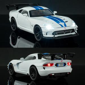1:32 échelle <span class=keywords><strong>Dodge</strong></span> <span class=keywords><strong>Viper</strong></span> modèle de voiture de sport alliage moulé sous pression batterie au Lithium retirer voiture ornement en gros livraison directe cadeau - Product Image 4