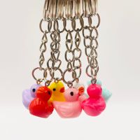 Porte-clés simple avec trois mini canards jaunes en résine pour femmes et hommes, pendentif créatif en forme de canard, porte-clés pour sac