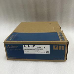 Servoamplificador de CA Mitsubishi MR-JE-40A - Product Image 1