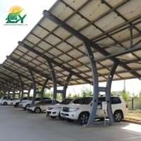 Structure de carport photovoltaïque modulaire amovible, résistante à la pluie, avec système de fixation par boulons, pour la recharge de véhicules électriques et la protection solaire des voitures.